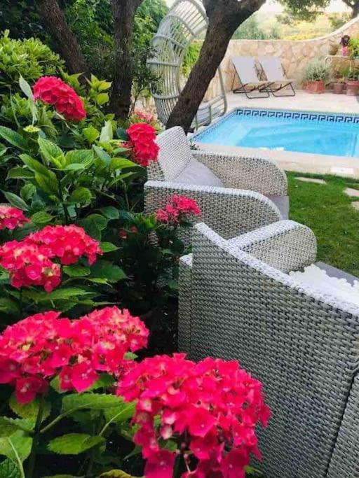 L'Ile Aux Fleurs Villa Ventabren Exteriör bild