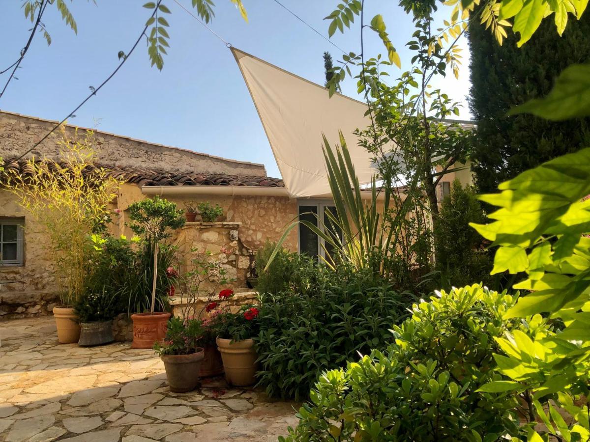 L'Ile Aux Fleurs Villa Ventabren Exteriör bild